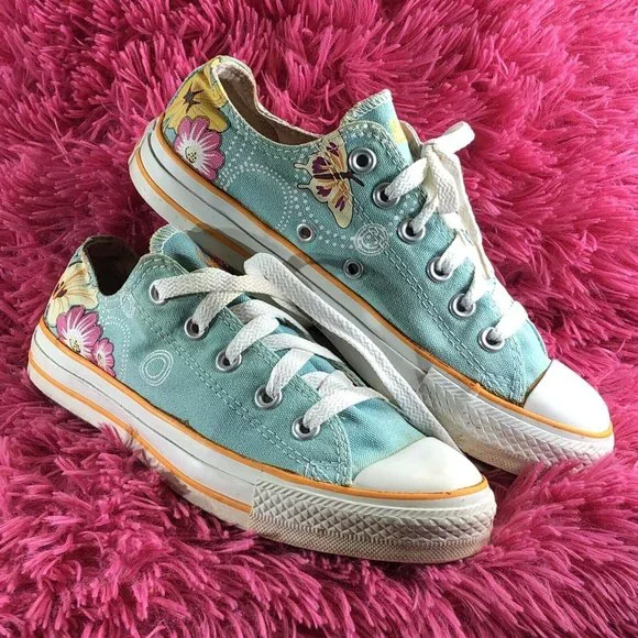 Converse Shoes Converse Chuck Taylor All Star Womens Size